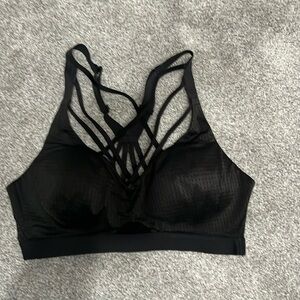 VS Sport Sports Bra